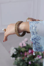 ๐๐๐๐๐๐ข๐ง๐ ๐๐ฅ๐๐ ๐๐ง๐๐ ๐ฐ๐ข๐ญ๐ก ๐จ๐ฎ๐ซ ๐๐ฎ๐ฑ๐ฎ๐ซ๐ข๐จ๐ฎ๐ฌ ๐-๐๐ข๐๐๐ ๐๐ฆ๐๐ซ๐จ๐ข๐๐๐ซ๐๐ ๐
๐ฅ๐จ๐ซ๐ฎ๐ฆ ๐๐ก๐ข๐๐๐จ๐ง ๐๐จ๐ฅ๐ฅ๐๐๐ญ๐ข๐จ๐ง