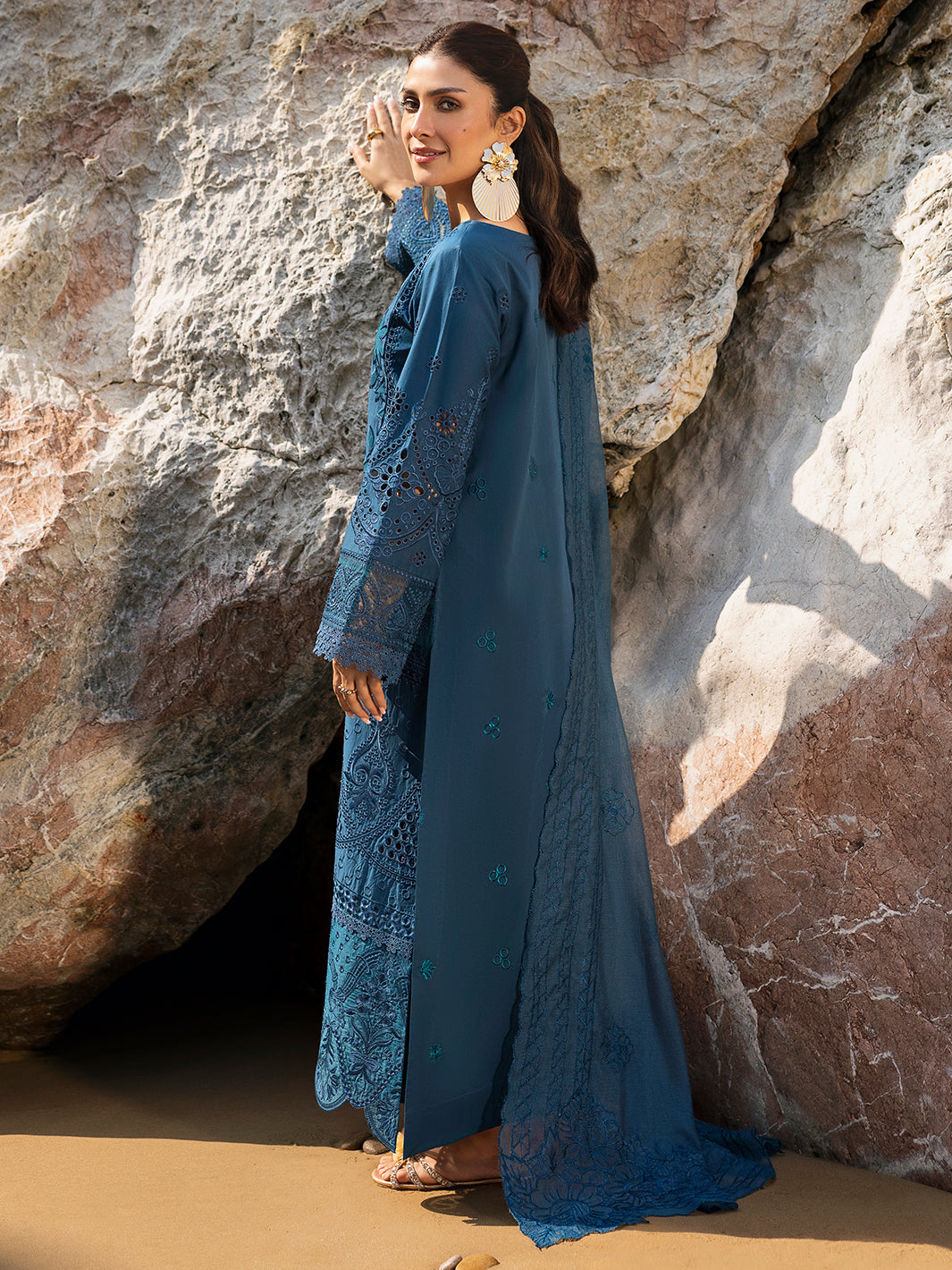 Sirene Luxury Lawn '25 | Iris | 3 PC Luxury Lawn |