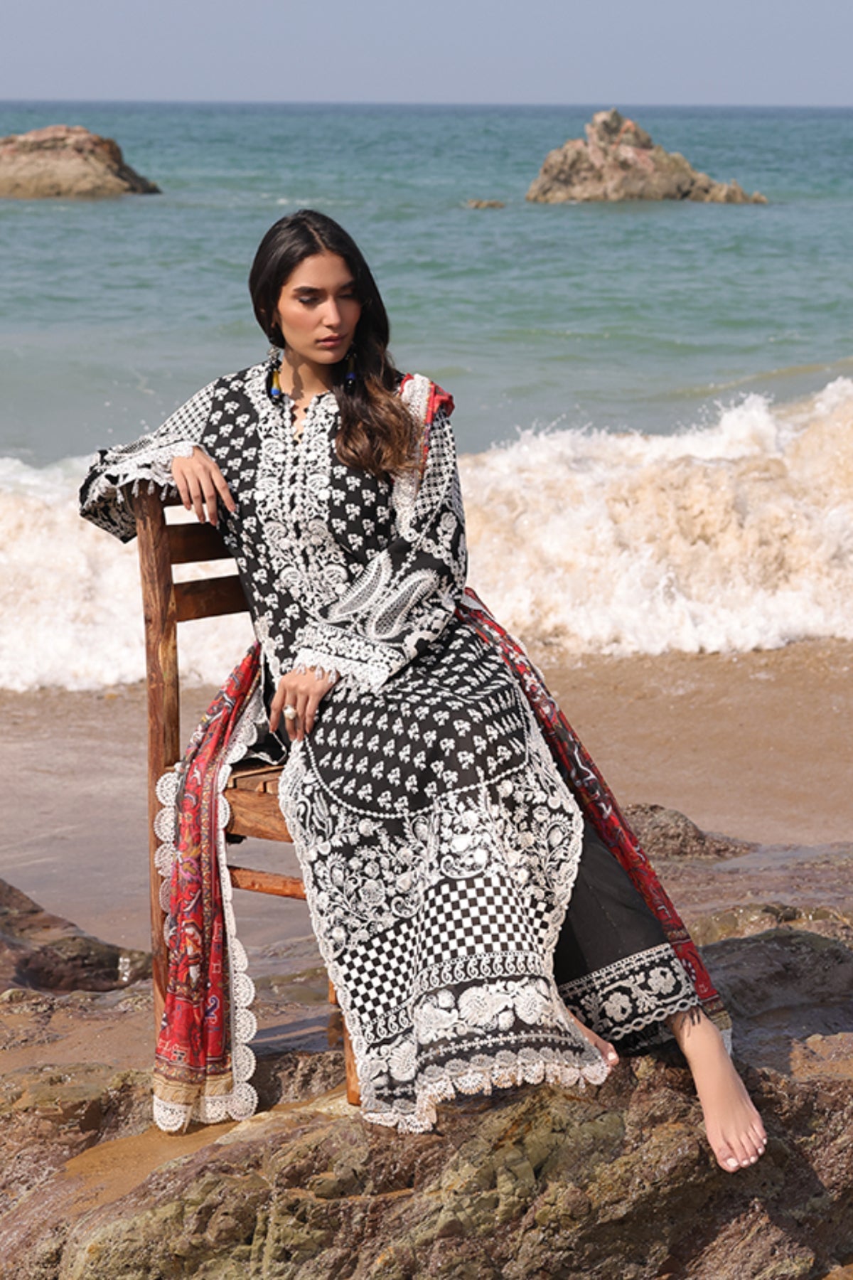 Hania Luxury Lawn'25 | SL 75 Anoud | IMROZIA PREMIUM | Serene