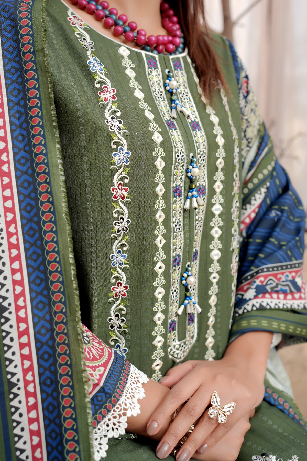 Stitched 3 Piece printed With Embroidered Winter khaddar Bana Dora Collection '24 MS 4047