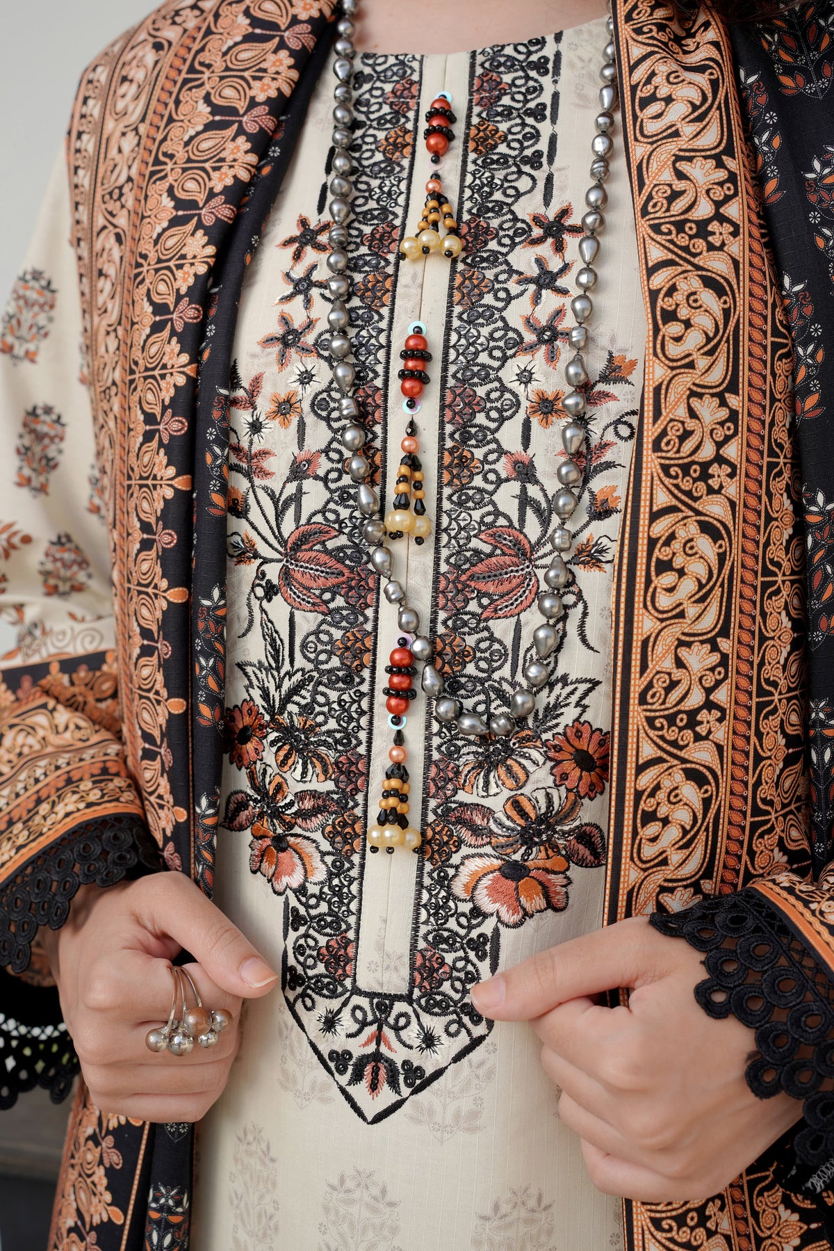 Stitched 3 Piece printed With Embroidered Winter khaddar Bana Dora Collection '24 MS 4045