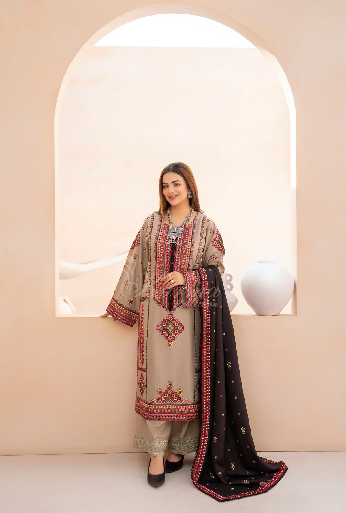 Winter Luxury 3 Piece Embroidered Mishaal Karma CollectionLIGHT OAT SKU:KC-1533