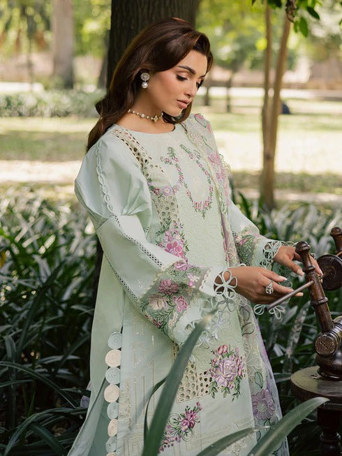 PARISHAY EID LAWN ET - 11 | 3 PC Luxury Lawn
