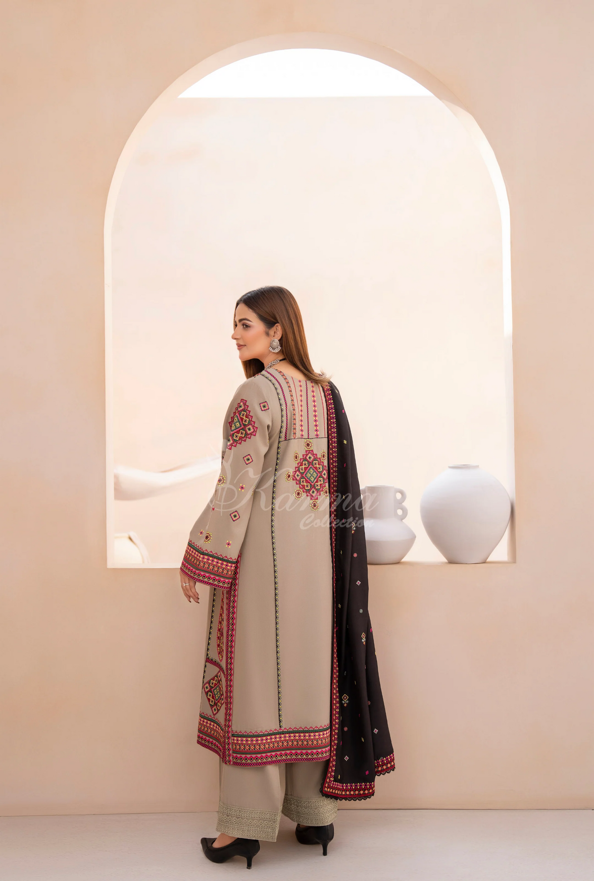 Winter Luxury 3 Piece Embroidered Mishaal Karma CollectionLIGHT OAT SKU:KC-1533