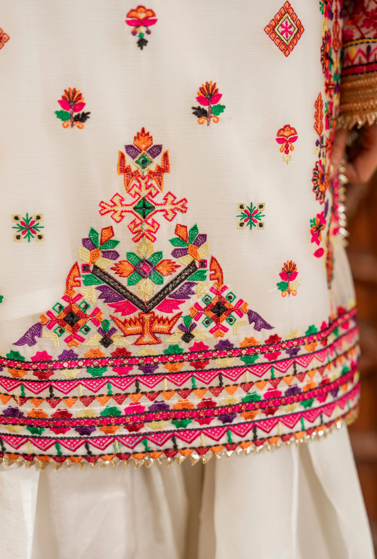 Chiffon 3 Piece Embroidered Hayat Karma Collection CHALK WHITE F-492