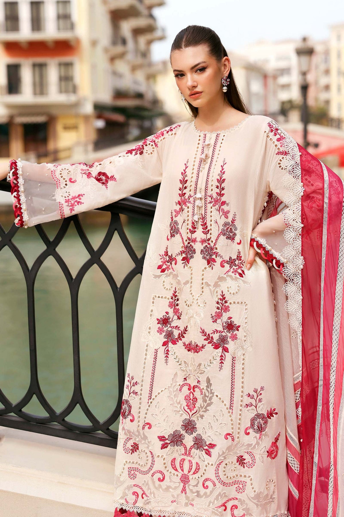 Maria B Stitched Embroidered Luxury Lawn 3 Piece Suit D-2609-A- Eid Collection