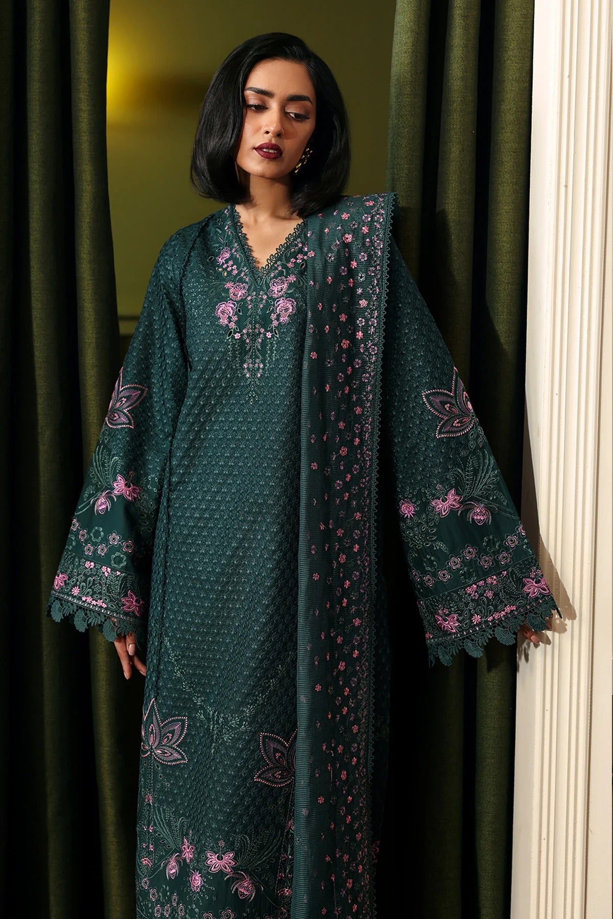 Afrozeh Aurun 9318-Aurun-Rhythm Luxury Pret '2025