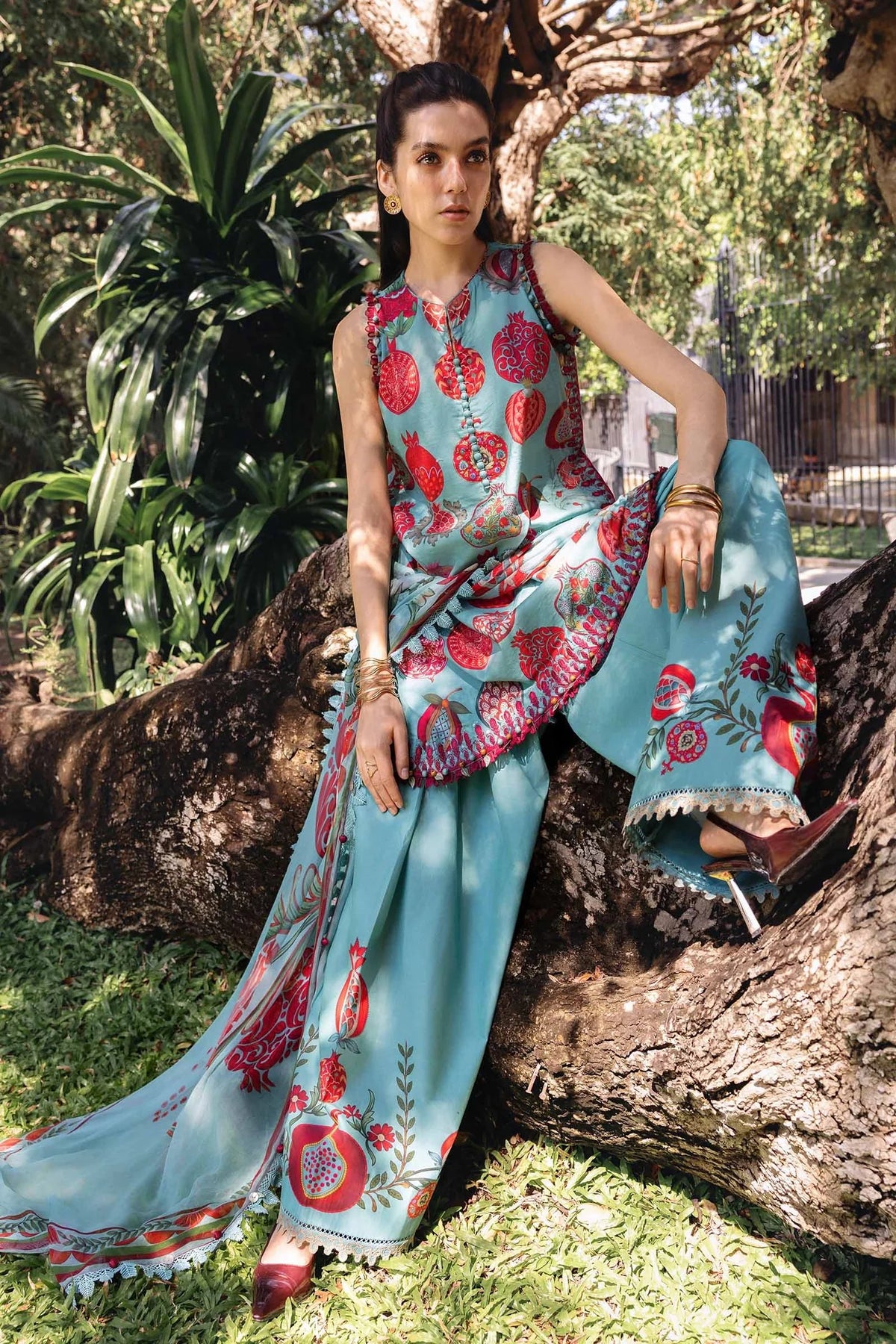 M Prints by Maria B Stitched Lawn 3 Piece Suit D-03 B - Summer Collection