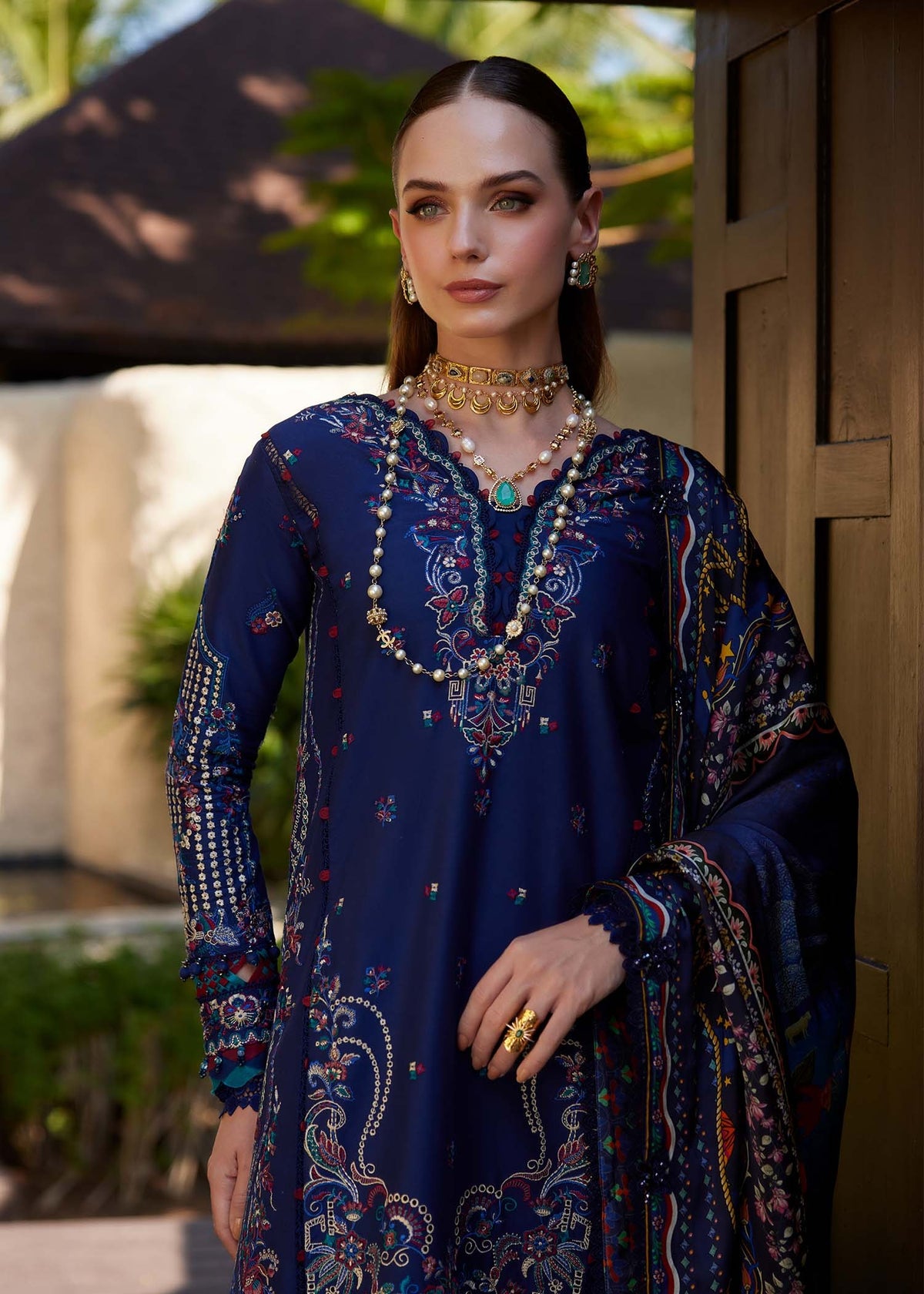 Kanwal Malik Mehrin navy blue embroidered lawn suit detailed view embroidery