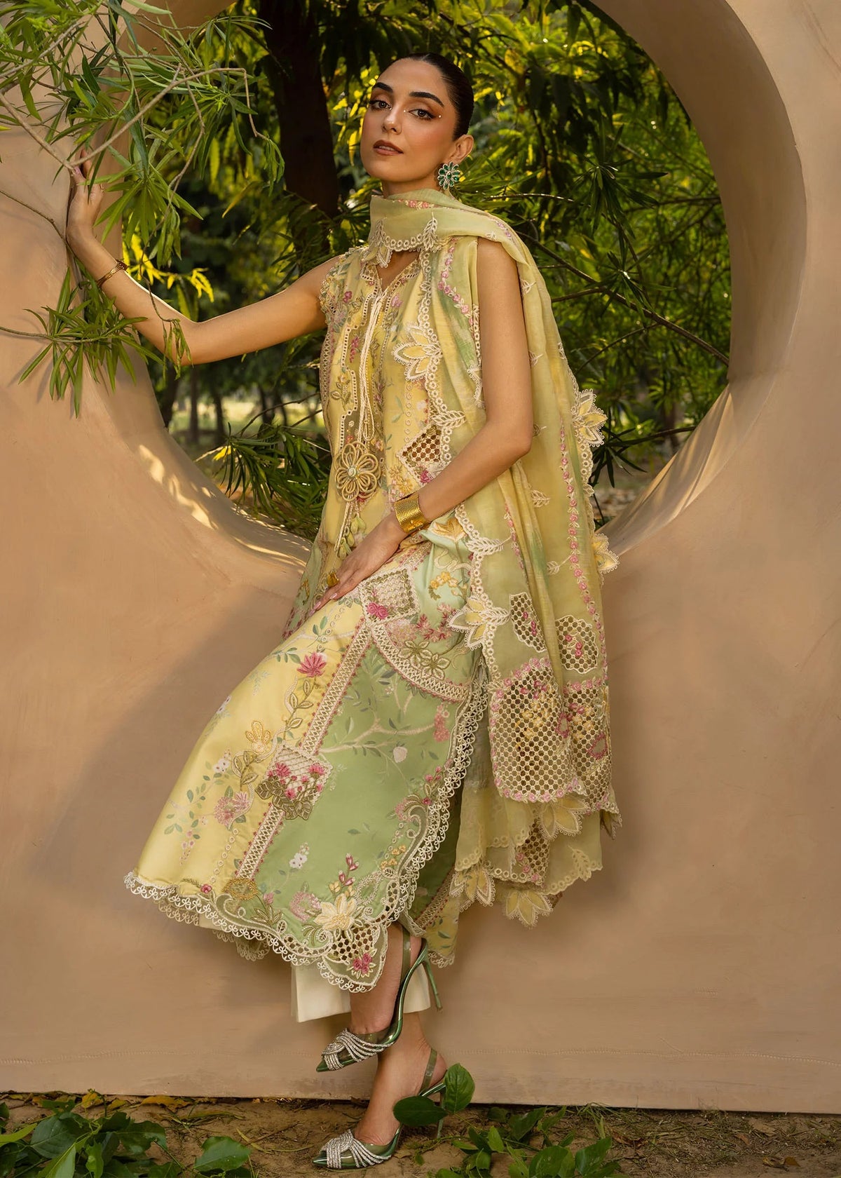 CRIMSON BONJOURAND BLOOM - D4A STITCHED