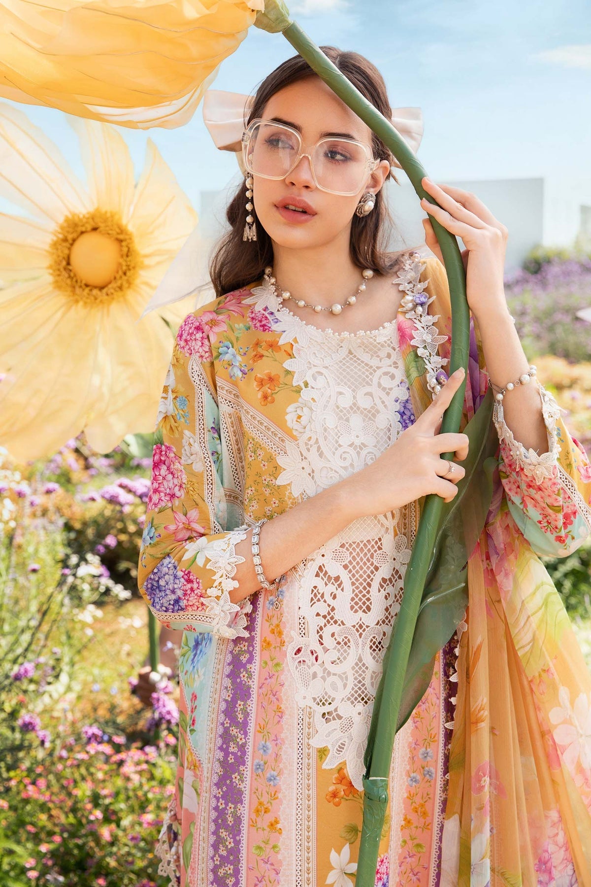 Maria B M Print | 3 Piece Stitched Printed Lawn Suit |MPT-2509-A