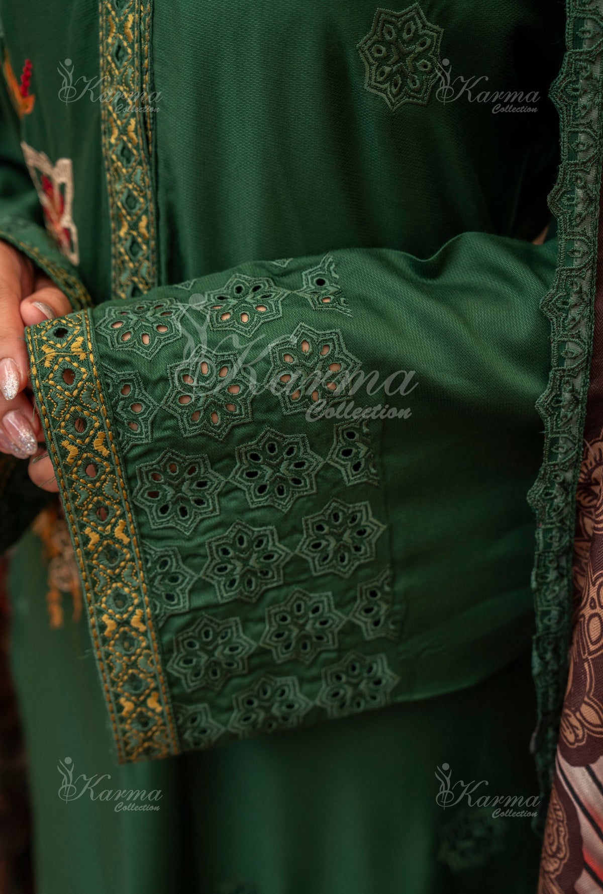 Karma Collection Winter 2024 Aangan II KC -1407 | VIRIDIS