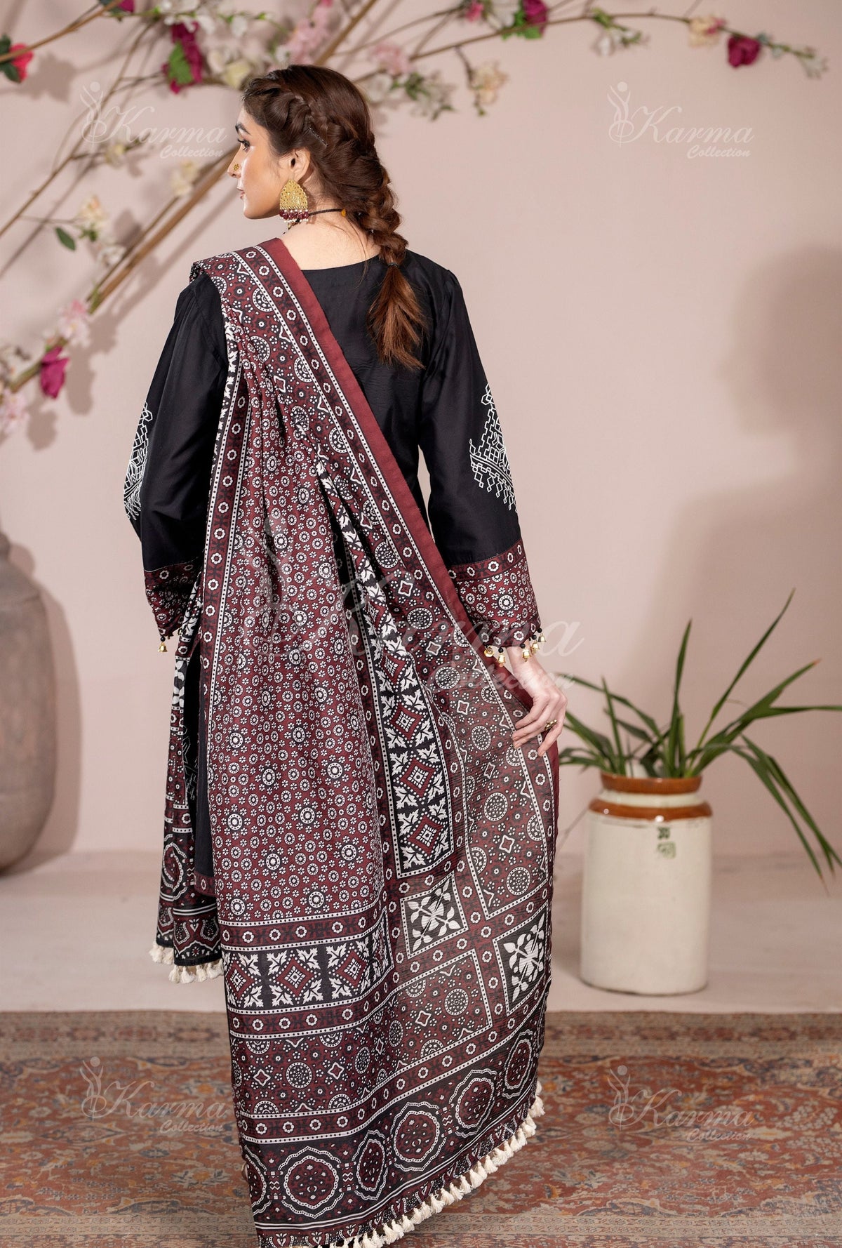Karma Collection Black KC-1426