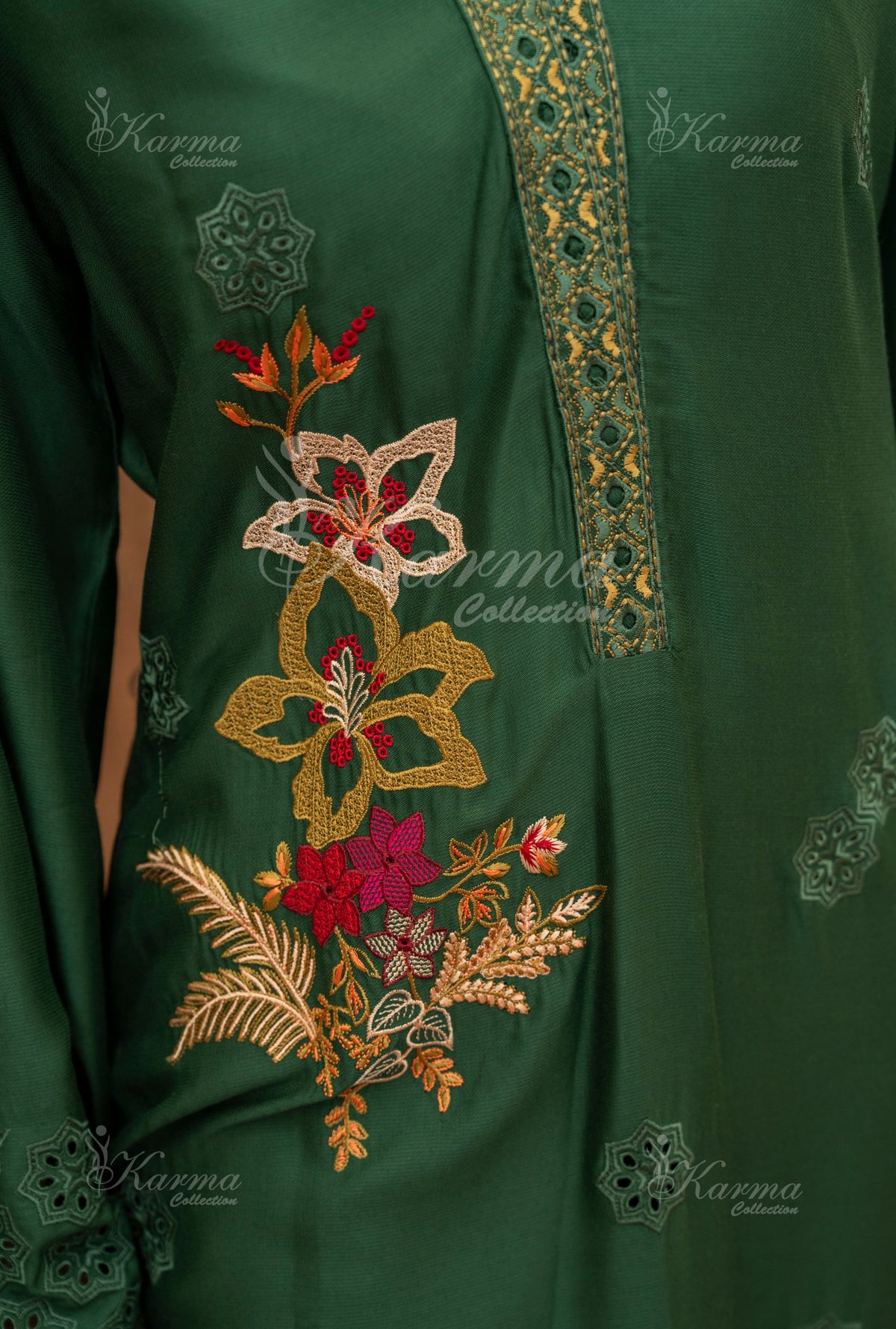 Karma Collection Winter 2024 Aangan II KC -1407 | VIRIDIS