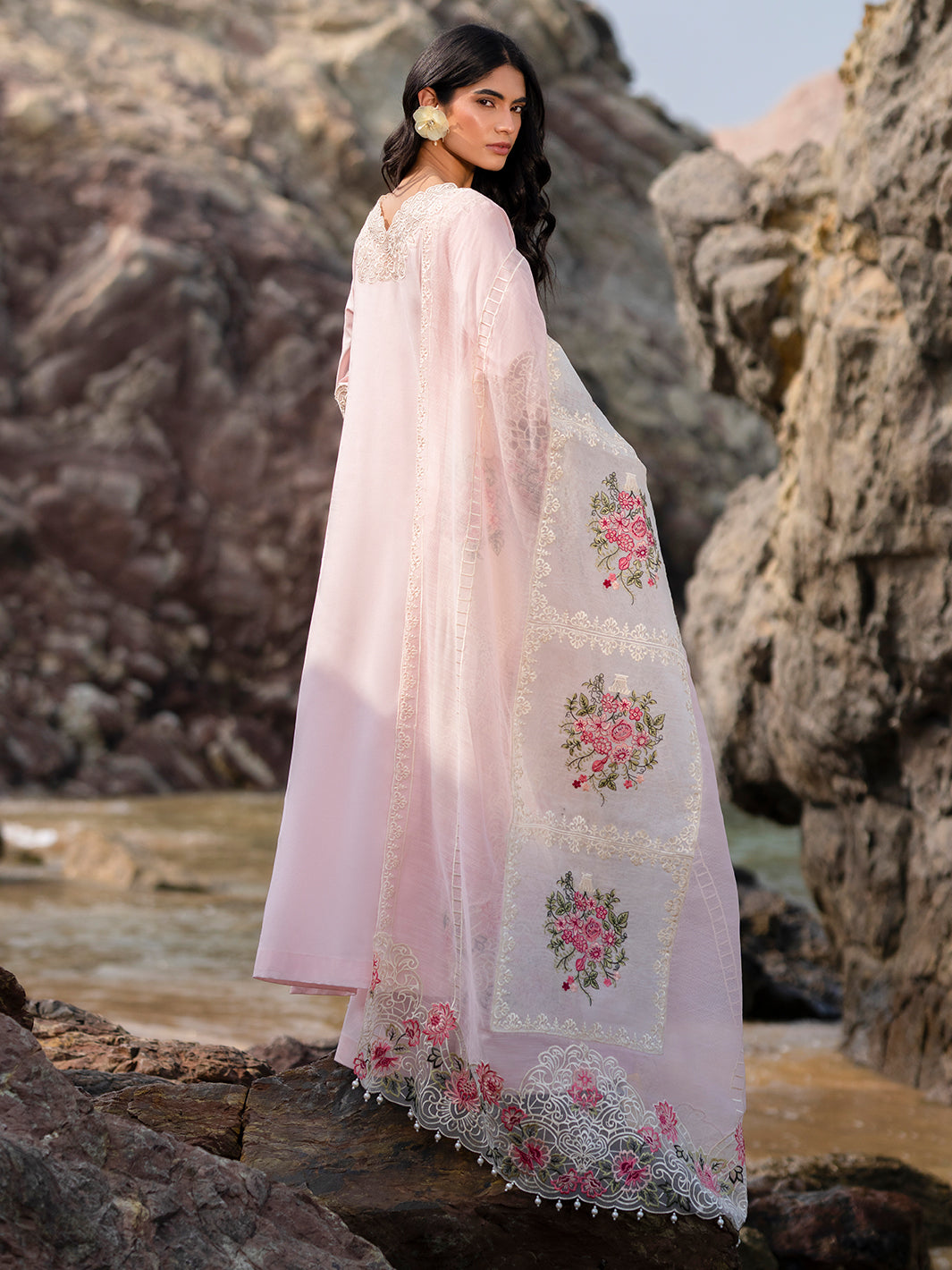Sirene Luxury Lawn '25 | Azalea | 3 PC Luxury Lawn