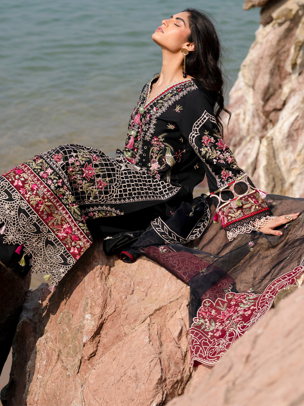 Sirene Luxury Lawn '25 | Azure | 3 PC Luxury Lawn