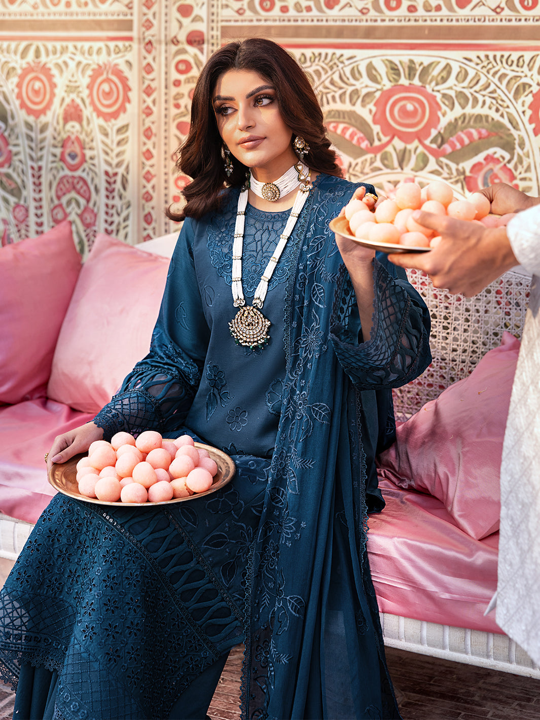 Husn e Jahan Luxury Lawn '25| Cyania | 3 PC Luxury Lawn