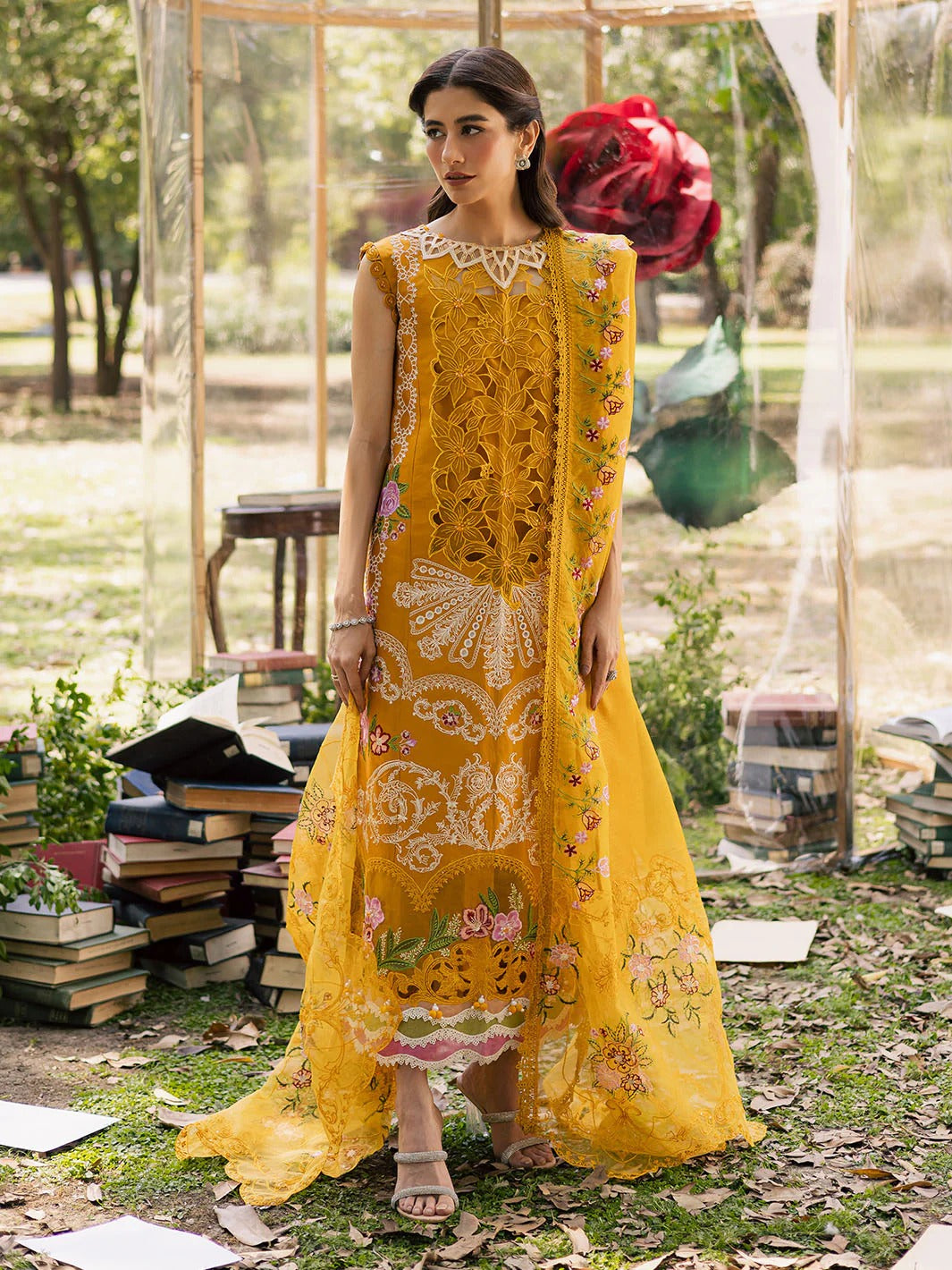 PARISHAY EID LAWN ET - 02 | 3 PC Luxury Lawn