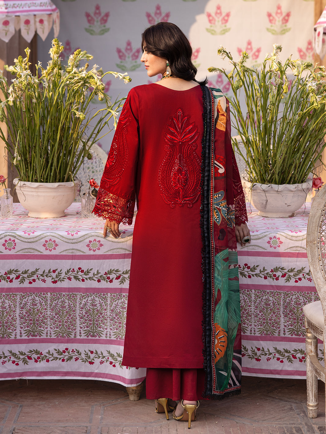 Husn e Jahan Luxury Lawn '25| Elena | 3 PC Luxury Lawn