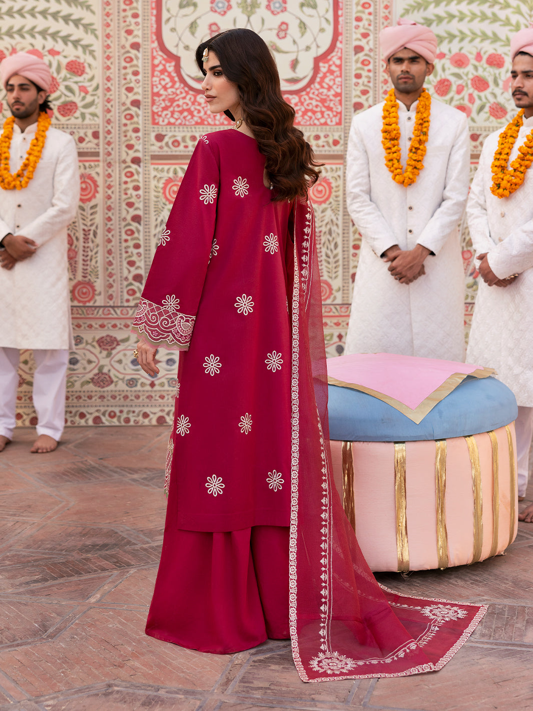 Husn e Jahan Luxury Lawn '25| Leyla | 3 PC Luxury Lawn
