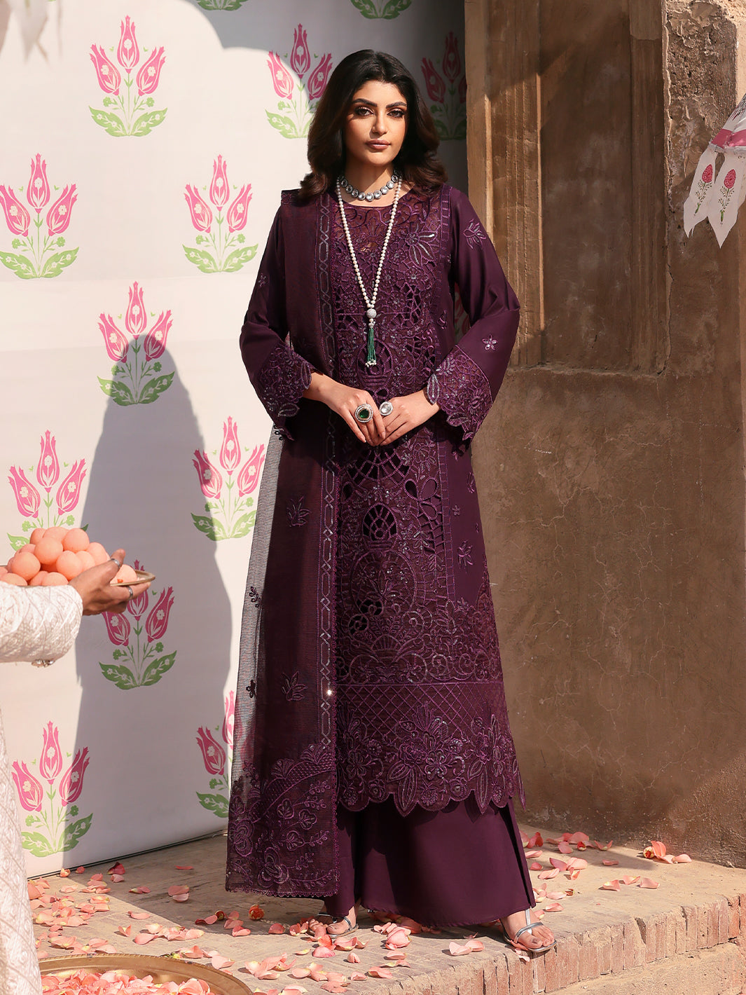 Husn e Jahan Luxury Lawn '25| Liana | 3 PC Luxury Lawn