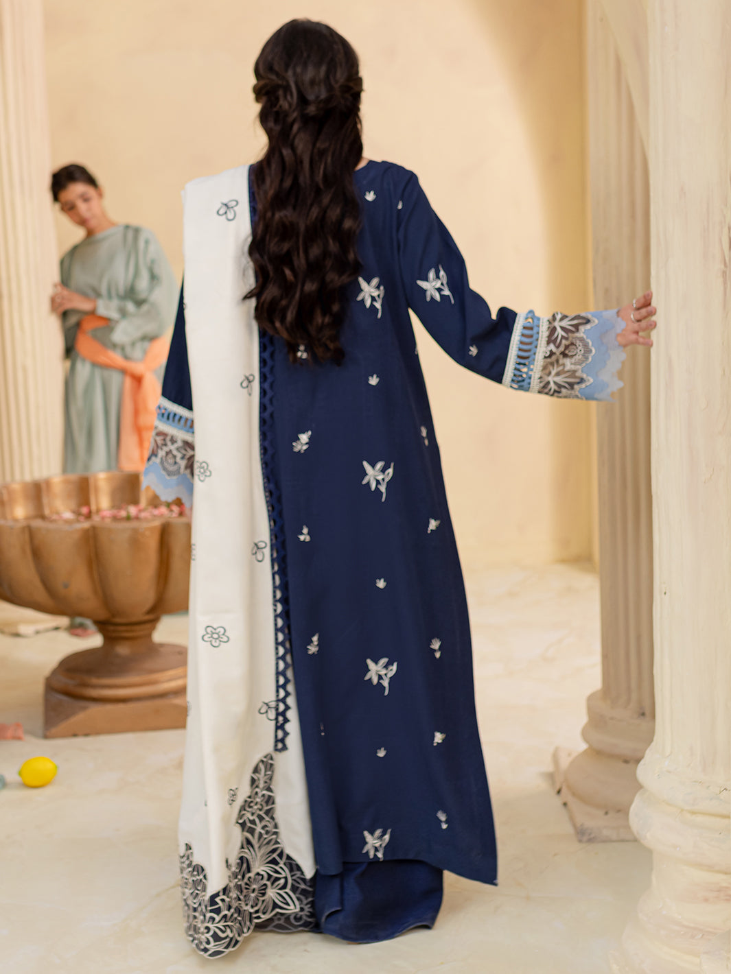 Veronica Luxury Karandi '24 MABEL| 3 PC KARANDI
