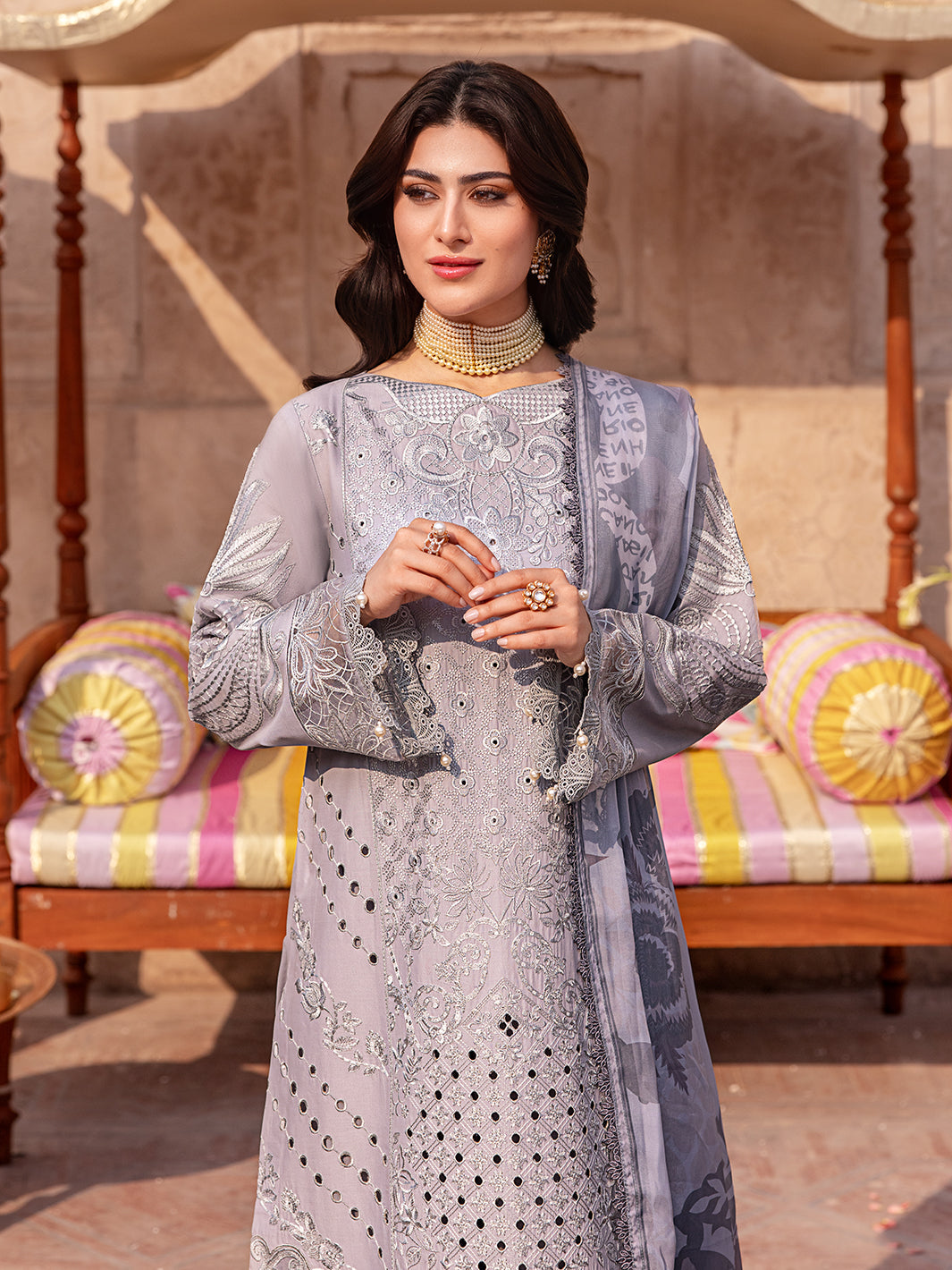 Husn e Jahan Luxury Lawn '25|Maeve | 3 PC Luxury Lawn