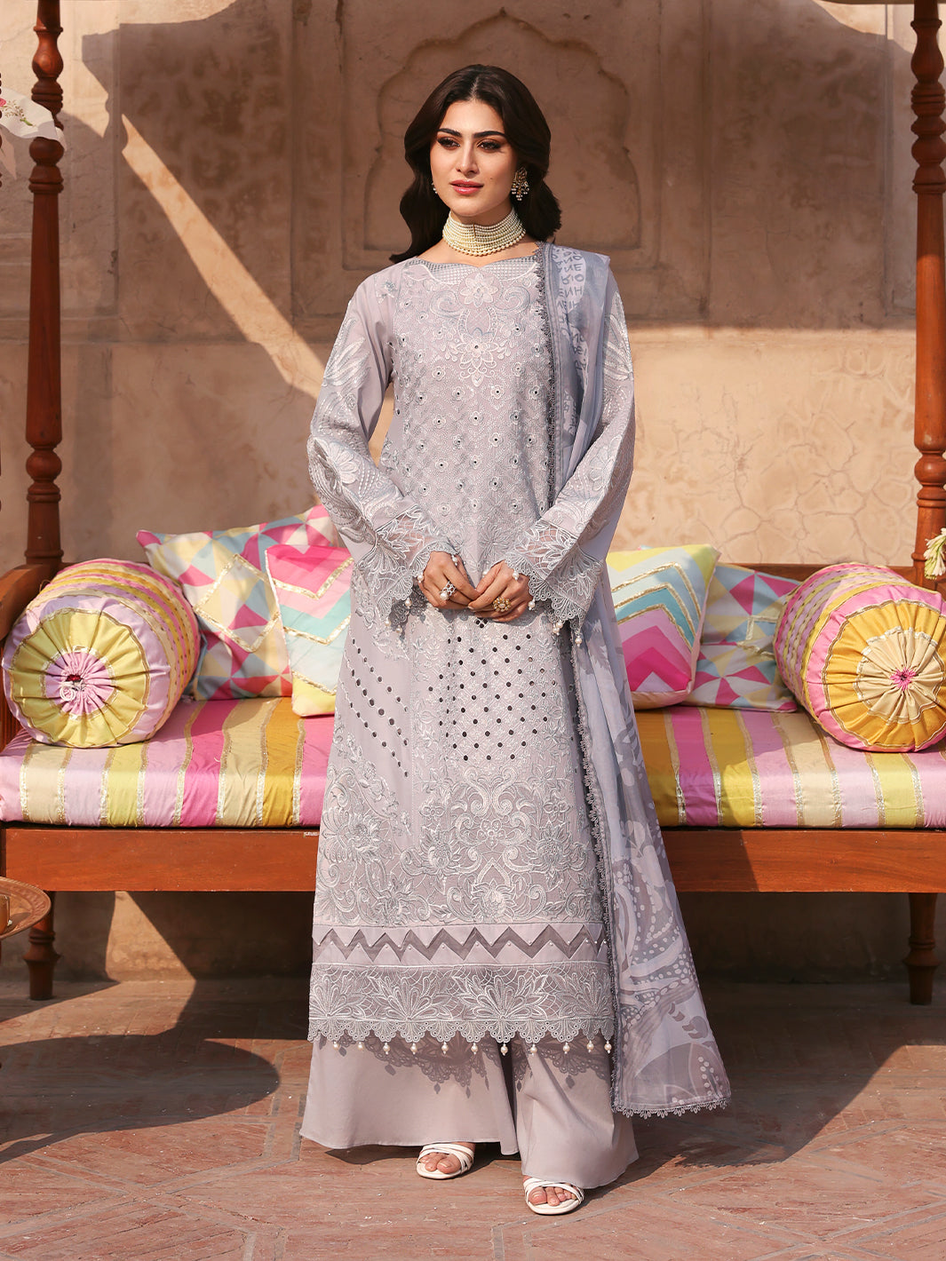 Husn e Jahan Luxury Lawn '25|Maeve | 3 PC Luxury Lawn