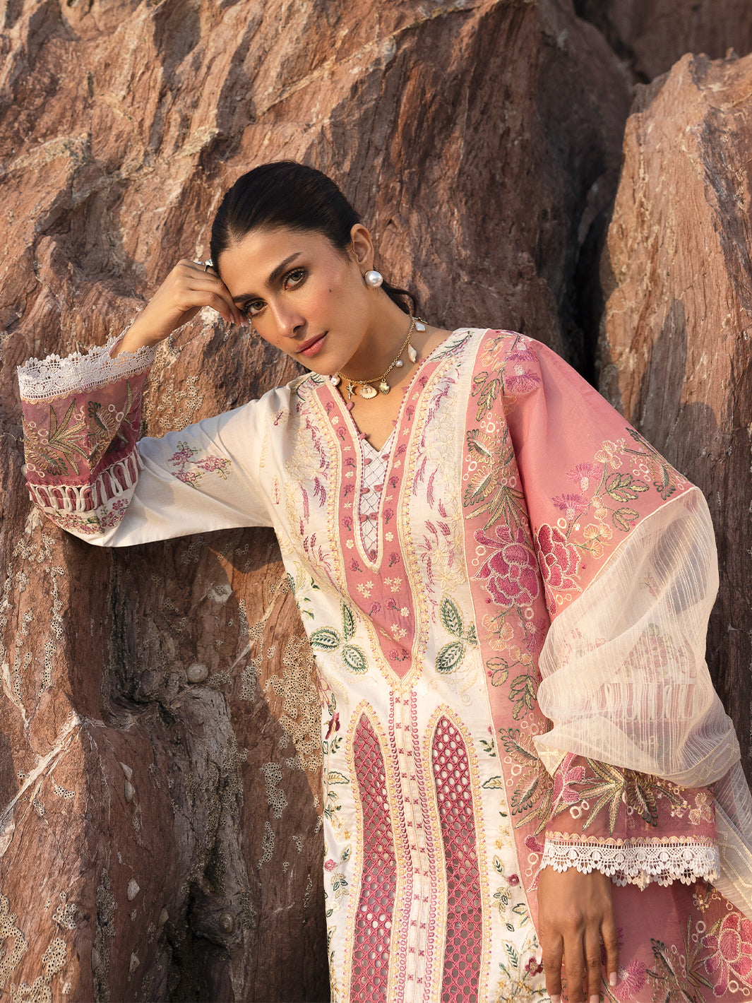 Sirene Luxury Lawn '25 | Magnolia | 3 PC Luxury Lawn