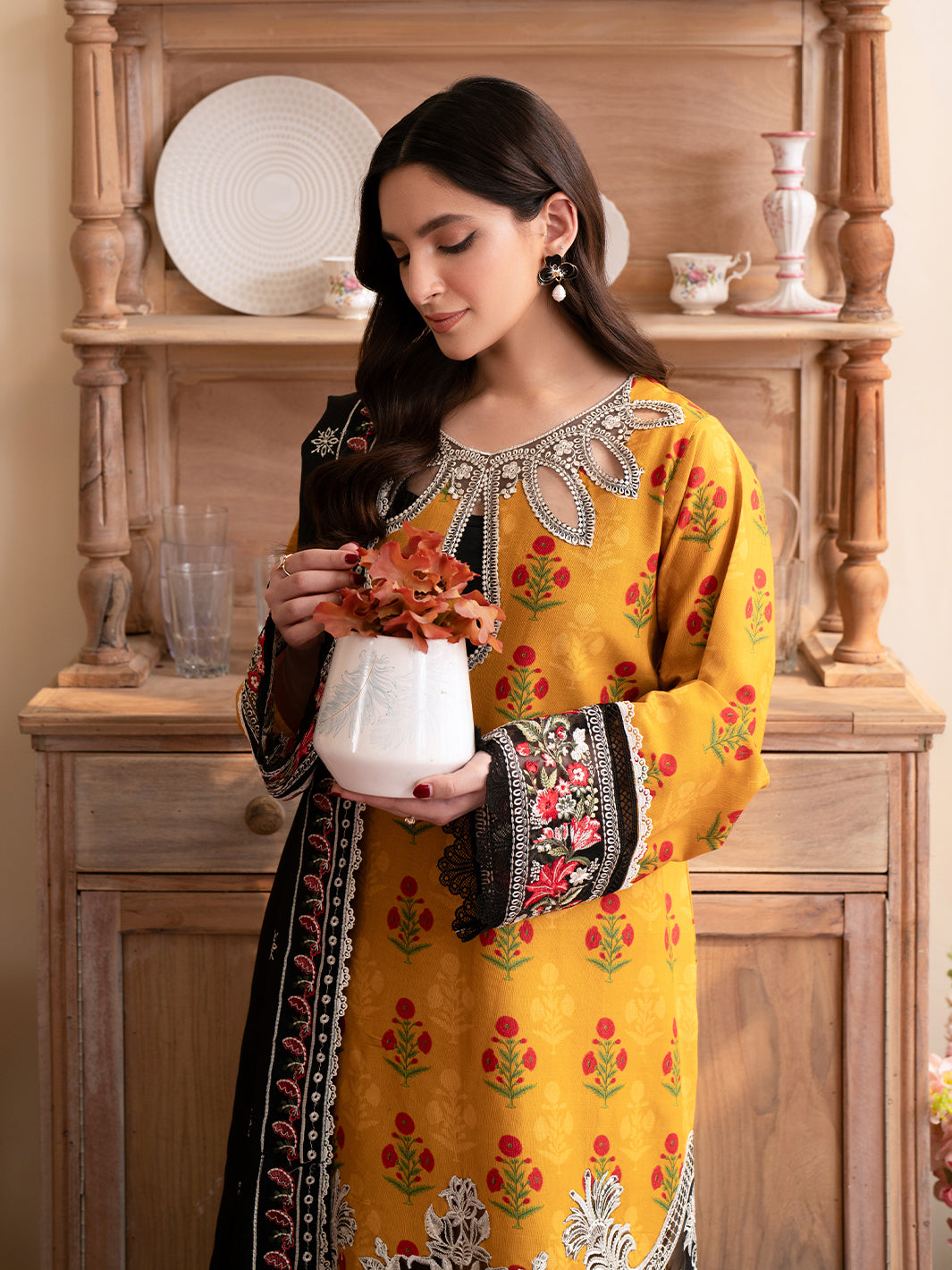 Leila By Mahnur Marigold | 3 PC Khaddar