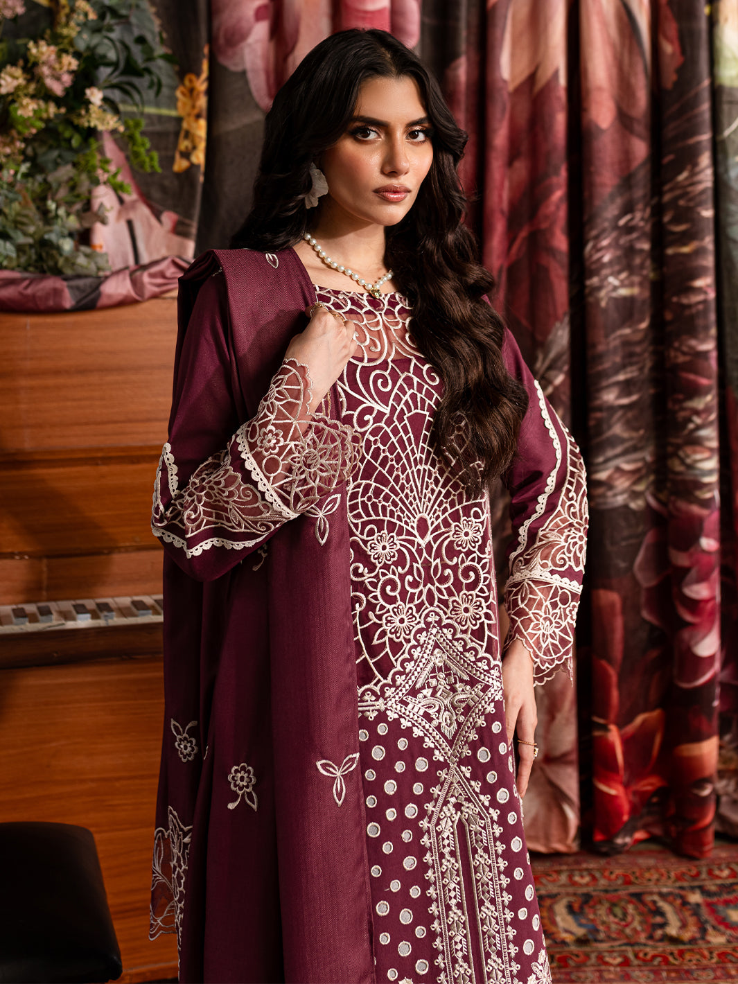 Veronica Luxury Karandi '24 ROSE| 3 PC KARANDI