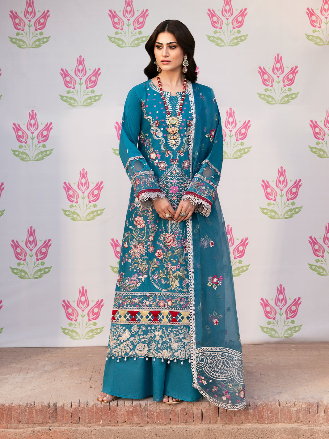 Husn e Jahan Luxury Lawn '25|