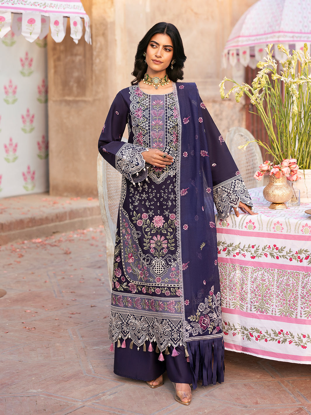 Husn e Jahan Luxury Lawn '25| Serina | 3 PC Luxury Lawn