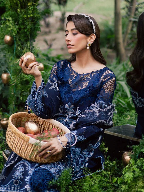 PARISHAY EID LAWN ET - 01 | 3 PC Luxury Lawn