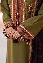 Winter Luxury 3 Piece Embroidered Mishaal Karma CollectionARMY GREEN SKU:KC-1538