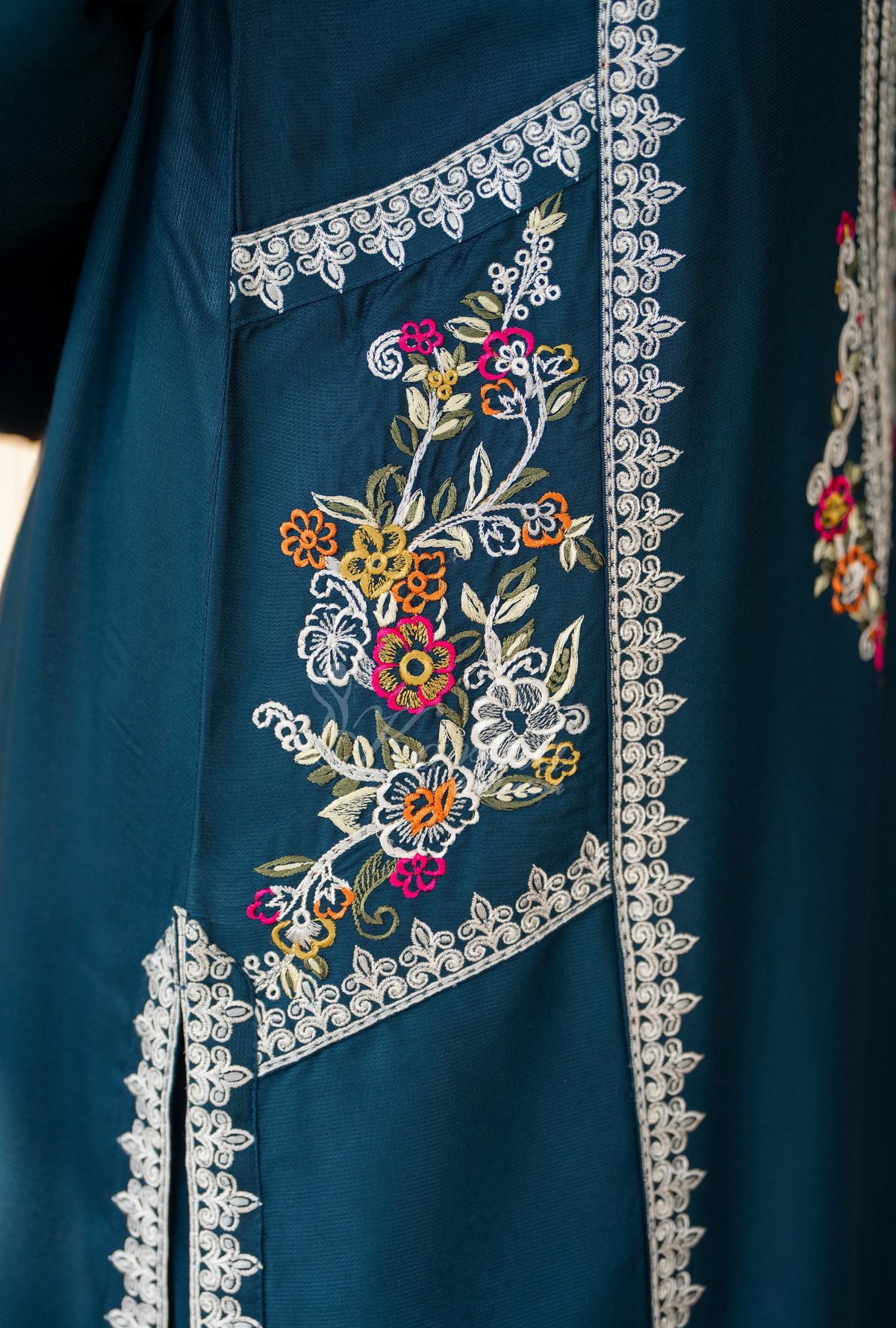 Karma Collection Winter Luxury Edition 3 Piece Embroidered Kotrai TURQUOISE Shirt with Dupatta & Shalwar for Elegant Outfits KC-1524