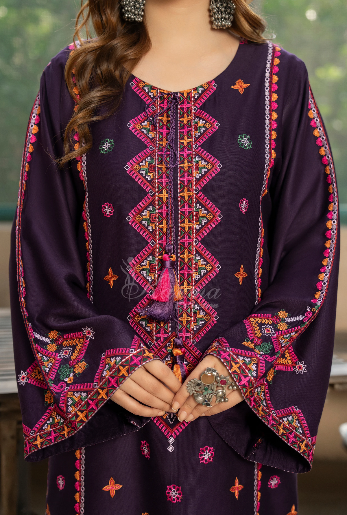 Karma Collection Winter Luxury Edition 3 Piece Embroidered Kotrai MAGENTA Shirt withDupatta & Shalwar for Elegant Outfits KC-1528